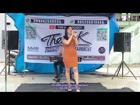 BAGAI LANGIT DAN BUMI COVER BY PUTRI AYHU