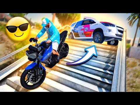 DESCI ATÉ ESCADÃO NESSA FUG4 de TIGER DICHAVADA 😜🚓 | VIDA REAL #42