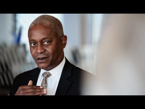 Bostic Says Fed Likely Won't Cut Rates Until End of Year