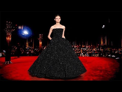 Christian Siriano | Fall/Winter 2018/19