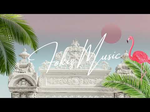 Mi Casa & YouNotUs - Chucks