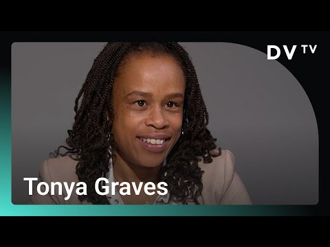 Graves: Za americký původ se stydím. Být černoška tam znamená problém, tady jsem spíš exot