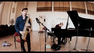 The Christmas Song (Chestnuts Roasting On An Open Fire) - Jazz Duo