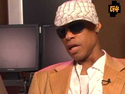 R.I.P. Guru   Freestyle 101