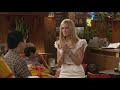 2 Broke Girls – And How They Met clip2