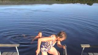 preview picture of video 'Uintia Tornionjoessa - Swimming in Tornio river, Finland'