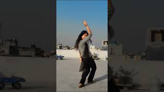 Download lagu Abhi toh haath mein jaam hai #reelsvideo #youtubeshorts #chandakevlogs #shorts #entertainment mp3