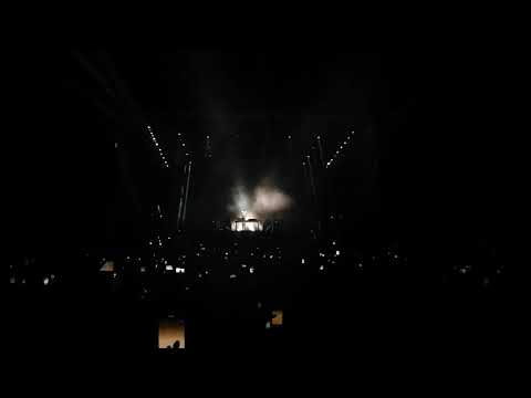 San Holo - Lights (Nitti Gritti Remix) played by Marshmello in Electric Playgrounds İstanbul