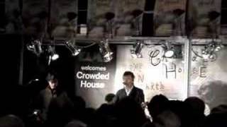 Crowded House live @ Fame
