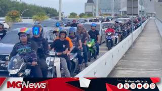 Download lagu Ribuan Peminat Yamaha RXZ Mula Banjiri Terengganu Sempena RXZ Members 8.0 mp3