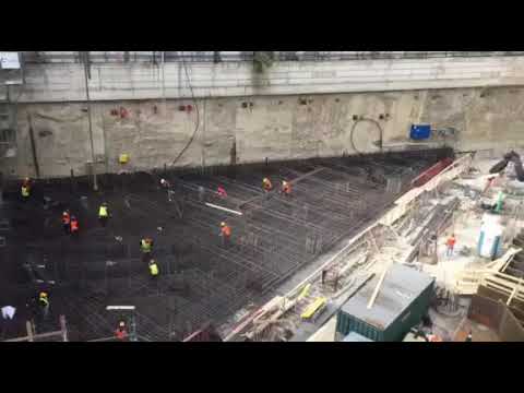 MILANO cantiere UNIPOL tower) MONTAGGIO armature di acciaio PLATEA di fondazione.