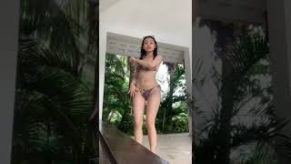 Eliz tiktok be like...