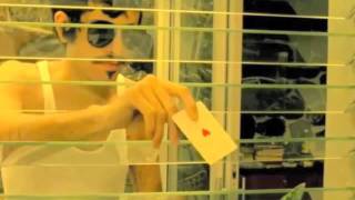 Nebu Mitte Feat. Devendra Banhart - Brindo