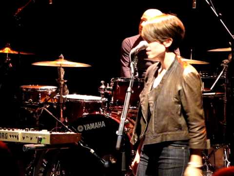 2/20 Tegan & Sara - BIYH (Minus Sara's Guitar) @ Grand Theatre, Calgary, AB, 7/9/11