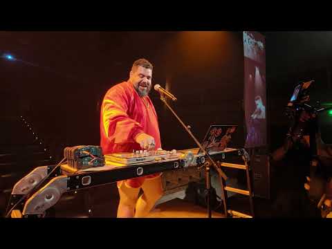 Édipo REC - Grupo Magiluth