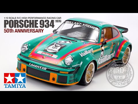 Slide 3 - Porsche 934 (1976) 50th Anniversary Model (video)