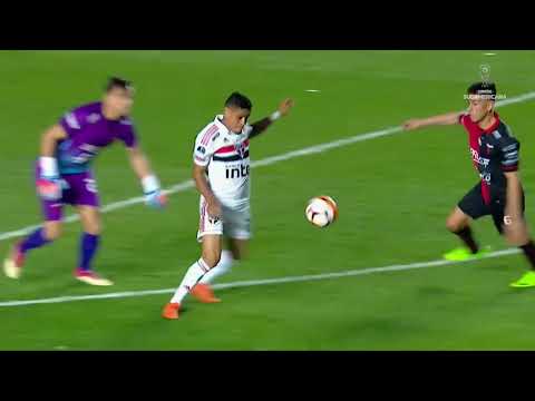 Colón avanza a octavos desde los doce pasos