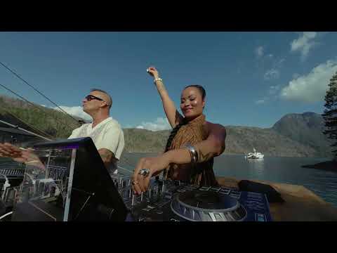 AFRO HOUSE MIX with LIVE DRUMS (Hugel, Sabrina Carpenter, Daddy Yankee) DESTINEAK DJ Set