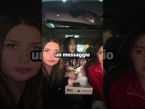 Queste RAGAZZE hanno RICEVUTO un MESSAGGIO TERRIBILE #shorts