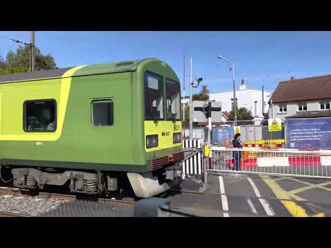 Merrion Gates Level Crossing (Dublin) Sunday 02.04.2023