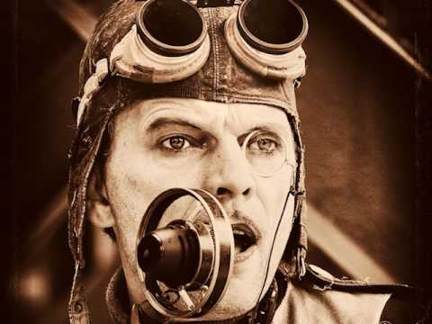 DANIEL MALHEUR - MonokelPop aus Berlin! - Operette goes WGT!