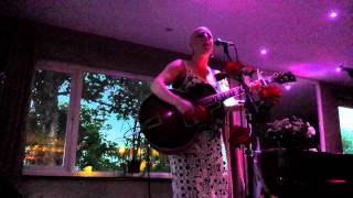 Nell Bryden - Sirens at the White post inn