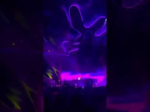 Neelix and Sighter - Give it to me - Laroc Spektrum