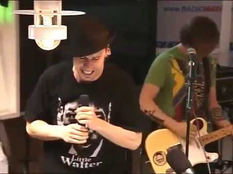 Группа Zdob si Zdub -Деньги  (на радио Маяк)