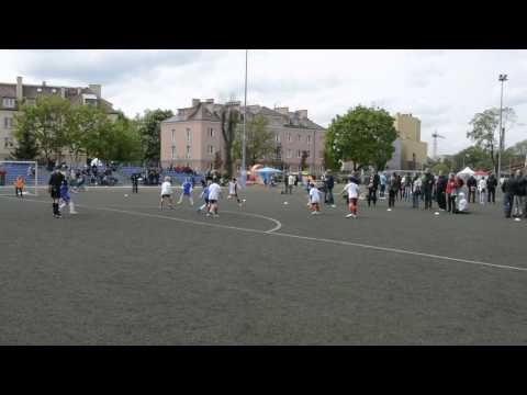 Broń Radom 05 - Victoria Mitte 1:1