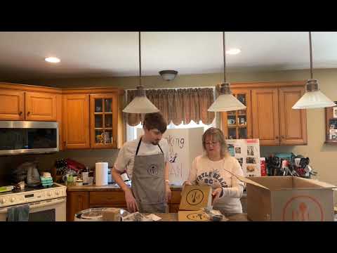 Cooking with Chef Sean! Unboxing new products!