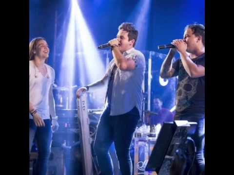 Mundo paralelo - Matheus e Kauan (part. Wesley Safadão)
