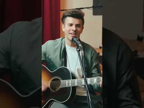 (You're So Square) Baby I Don't Care - Elvis Cover by John Gibson