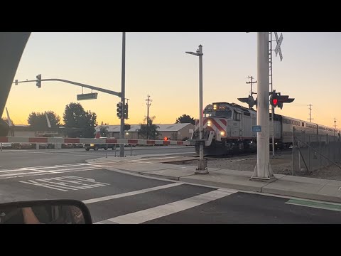 Caltrain ?900 in Gilroy