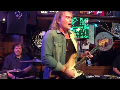 Philip Sayce.  You Can Run But You Can’t Hide. New Years Eve. 2018.