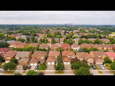 Home for sale at 3411 Mulcaster Road, Mississauga, ON L5L 5B1