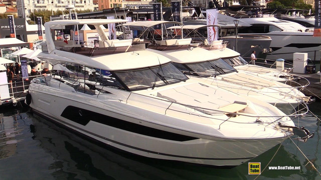 Prestige 590 Luxury Motor Yacht - Walkaround Tour