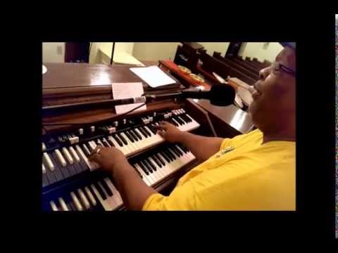 Tips for accompanying a soloist on the Hammond Organ (Kevin Turner)