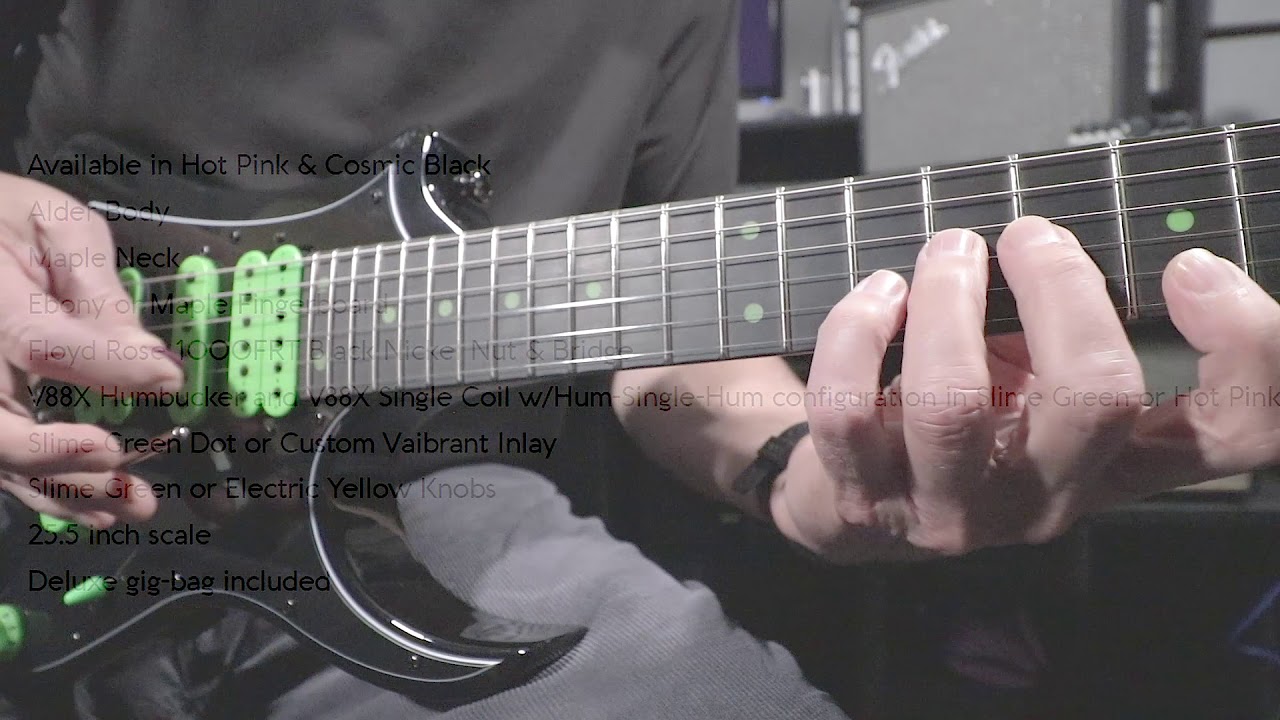 Traveler Guitar Vaibrant 88 Deluxe - Hot Pink