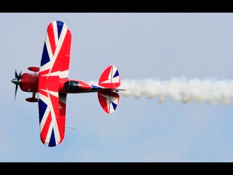 MUSCLE BIPLANE PITTS S-2S SPECIAL- PILOT RICHARD GOODWIN WESTON PARK INTERNATIONAL MODEL SHOW - 2015