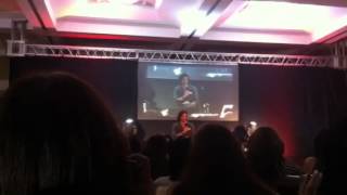 Extrait Jared Panel
