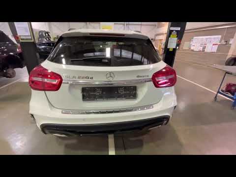 Mercedes GLA : How to remove rear bumper