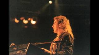 SAGA live 1986 - Listen To Your Heart