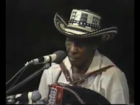 Pedazo de Acordeón - Alejo Durán - Festival Vallenato Rey de Reyes 1987 (Video completo)
