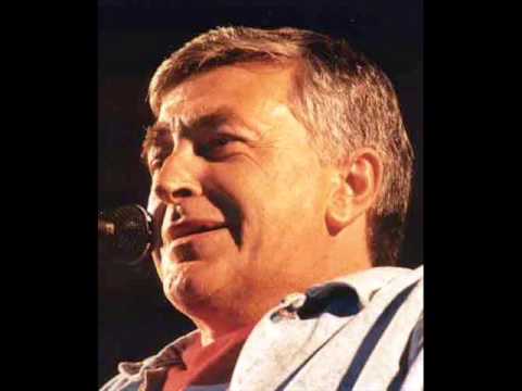 Pierangelo Bertoli - Sfiorisci bel fiore (Jannacci).wmv