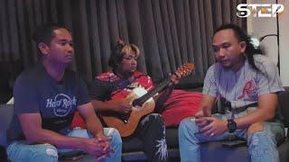 Download lagu Gemuruh - Wings & Search (akustik cover by NashNayan & Rafiq ft. ShamLaiho) mp3