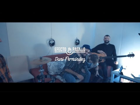 Efecto Pasillo – No compensa ft. Dani Fernández (Videoclip Oficial)