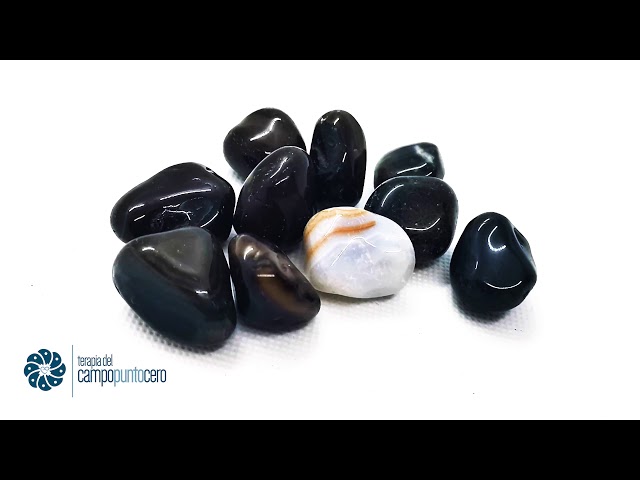 Vídeo relacionado con EDZZEL Juego de piedras rúnicas de ónix negro natural con grabado