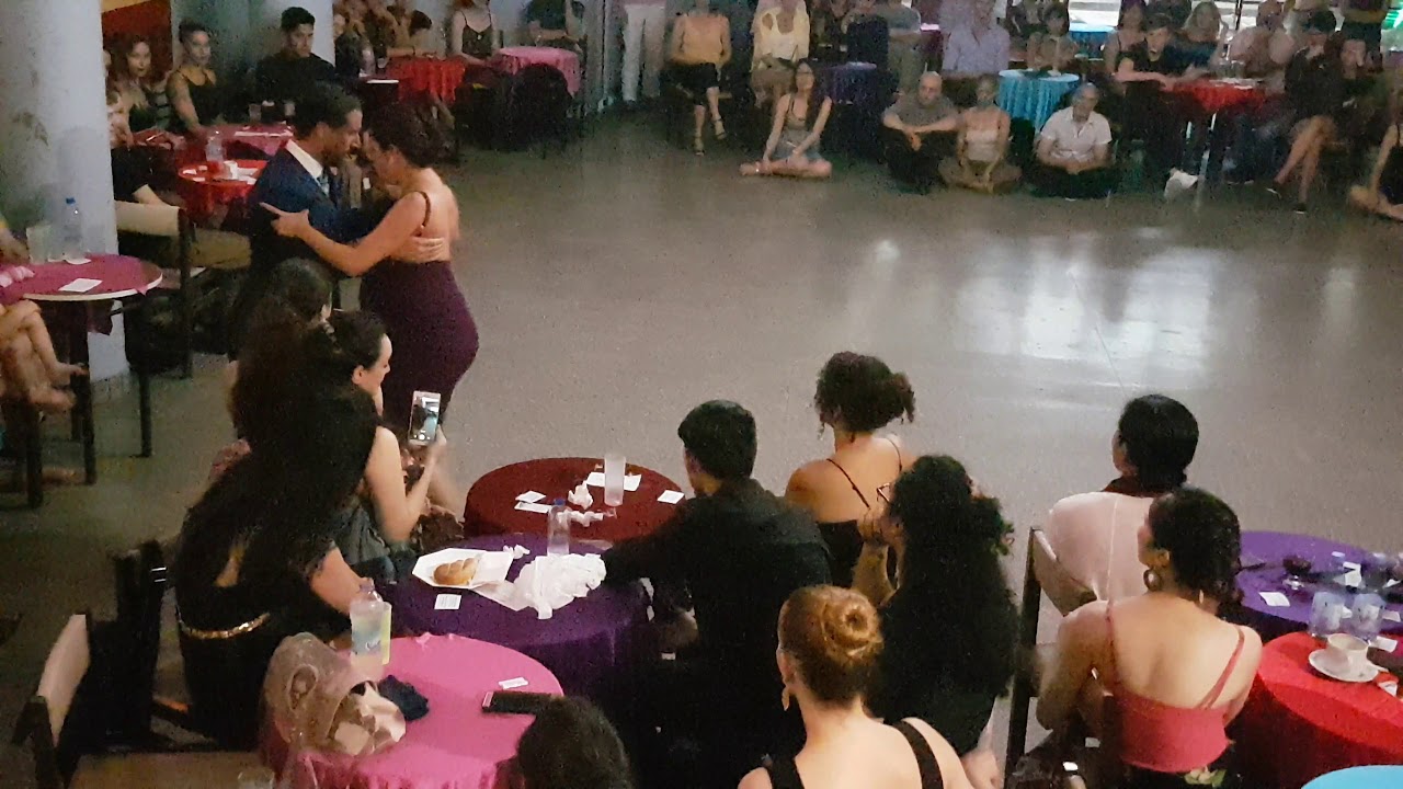 Video thumbnail for VANESA VILLALBA y FACUNDO PIÑERO en Viva La Pepa Milonga Dic. 2019 (4/4)