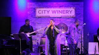 Chicago Blues singer Lynne Jordan sings Nina Simone Blues &quot;Do I Move You?&quot;