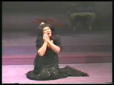 Ghena Dimitrova - Puccini "Vissi d'arte" (Tosca)